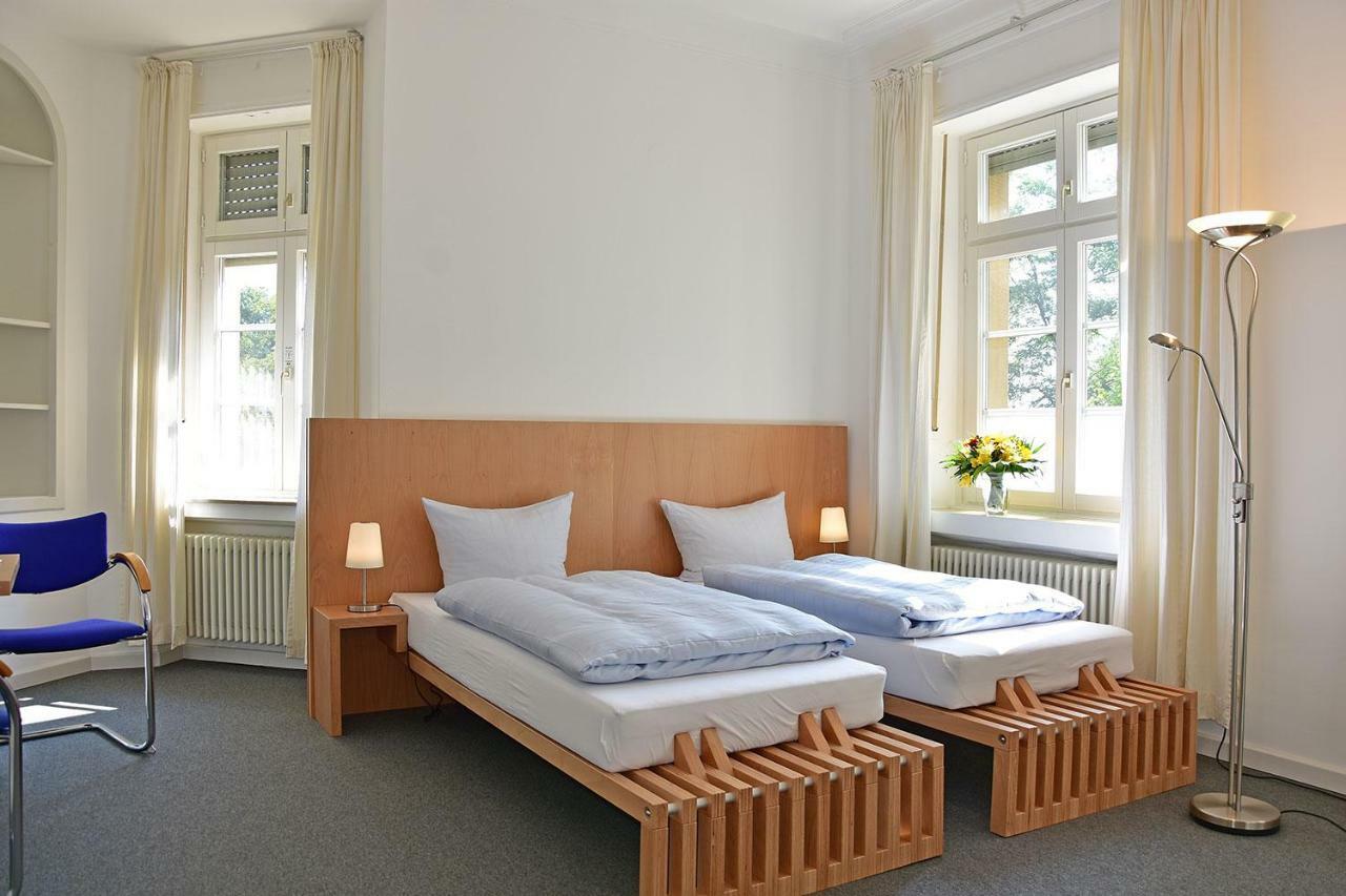 Robert-Schuman-Haus Otel Trier Dış mekan fotoğraf